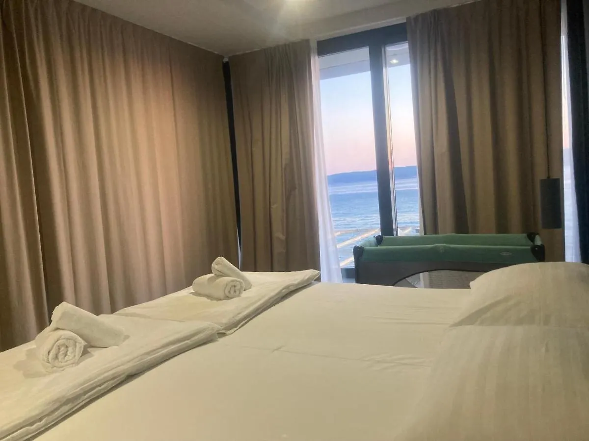 Hotel Millenium Deluxe Selce 4*,